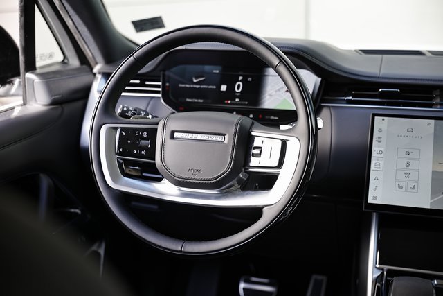 New 2025 Land Rover Range Rover SE image 36
