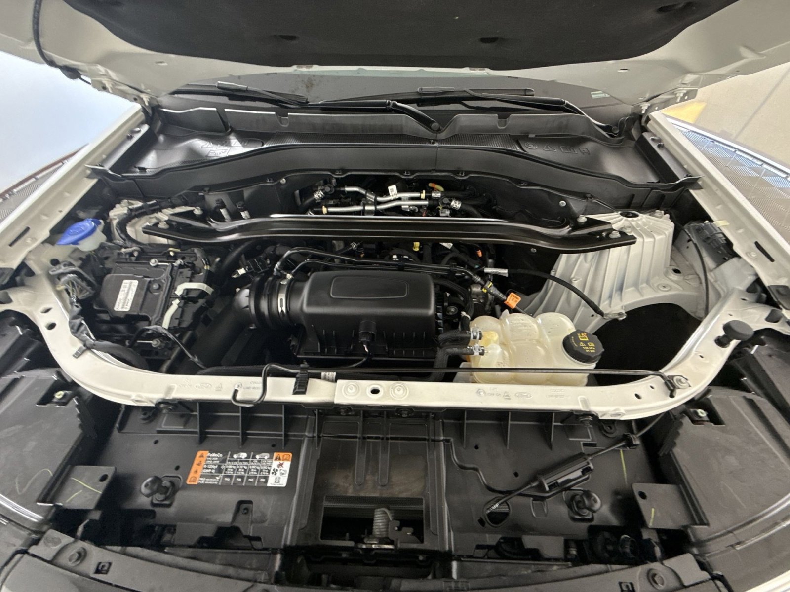 Used 2023 Ford Explorer ST-Line w/ Class IV Trailer Tow Package AWD/4WD image 29