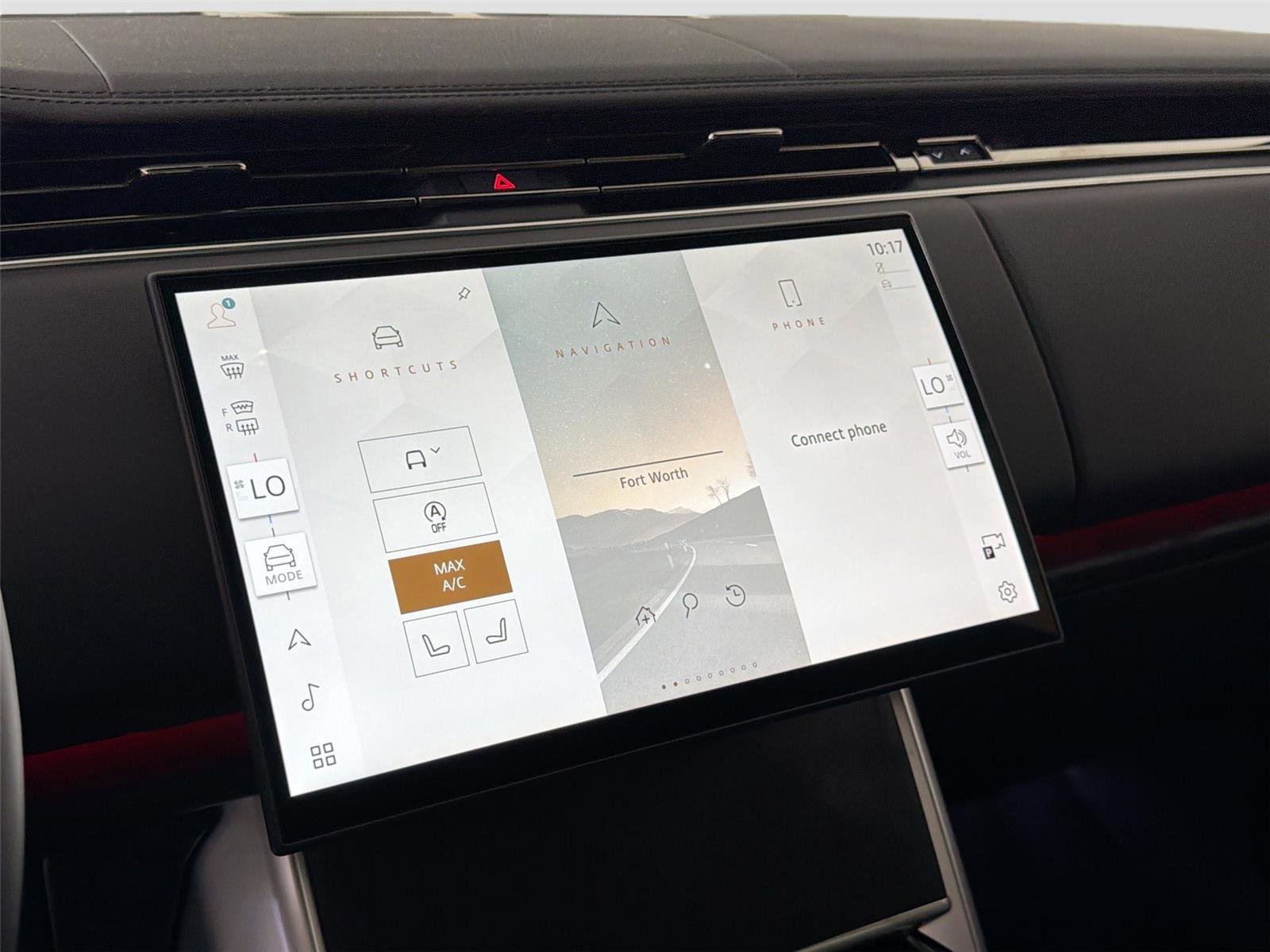 New 2025 Land Rover Range Rover SE AWD/4WD image 14