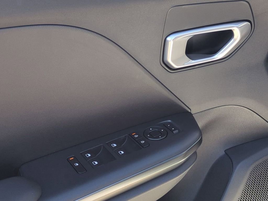 New 2026 Kia K4 LXS image 22