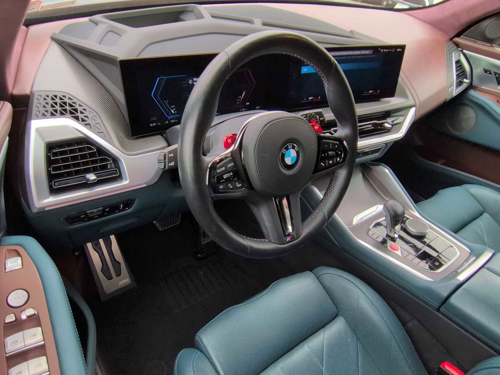Used 2023 BMW XM image 10
