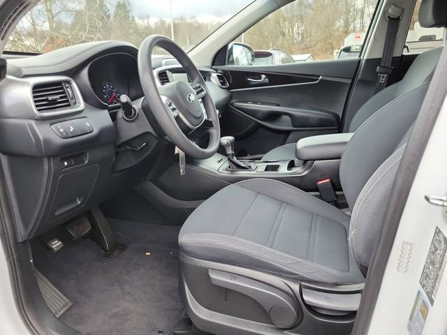 Certified 2020 Kia Sorento LX image 9