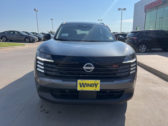 New 2026 Nissan Kicks SR image 2