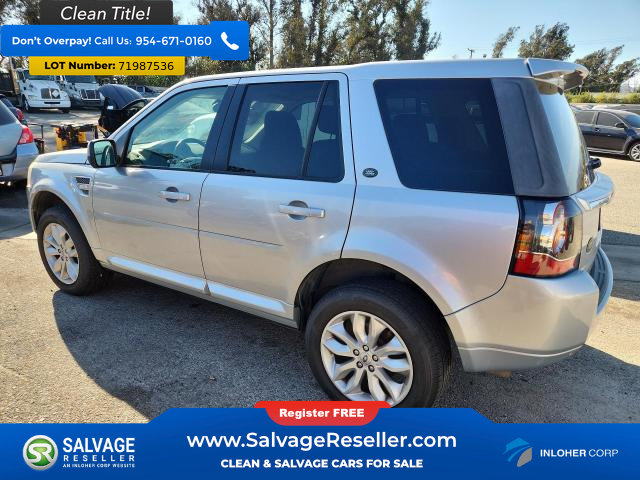 Used 2013 Land Rover LR2 AWD/4WD image 3
