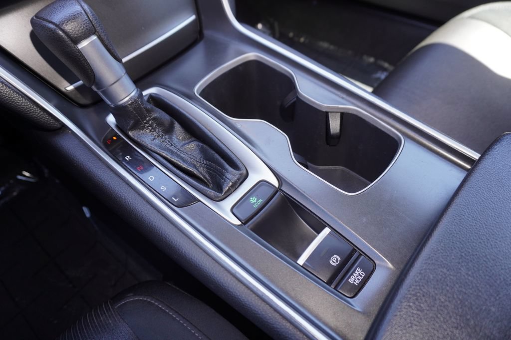 Used 2020 Honda Accord LX image 18