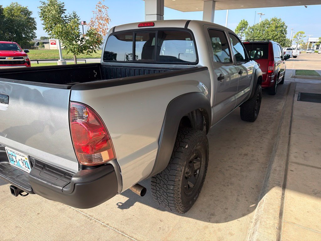 Used 2014 Toyota Tacoma PreRunner w/ Convenience Package RWD image 4