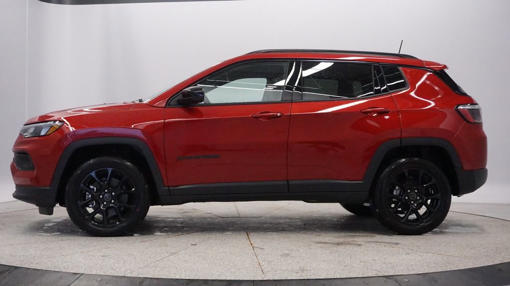 New 2026 Jeep Compass Latitude AWD/4WD image 3