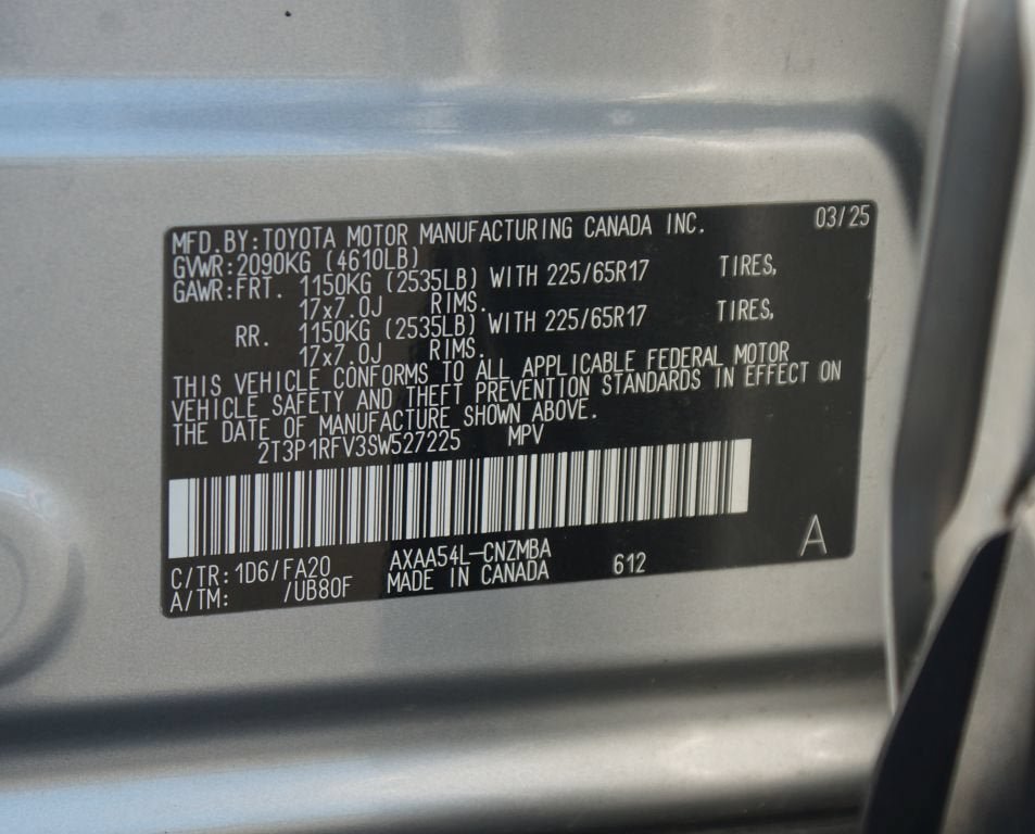 Used 2025 Toyota RAV4 XLE AWD/4WD image 26