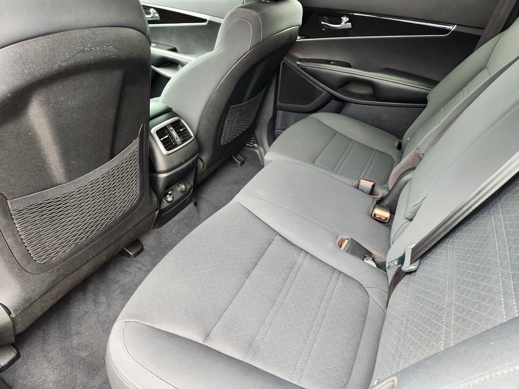 Used 2019 Kia Sorento S AWD/4WD image 9