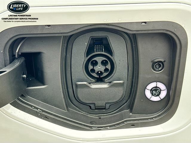 New 2025 Ford F150 Lightning Flash image 34