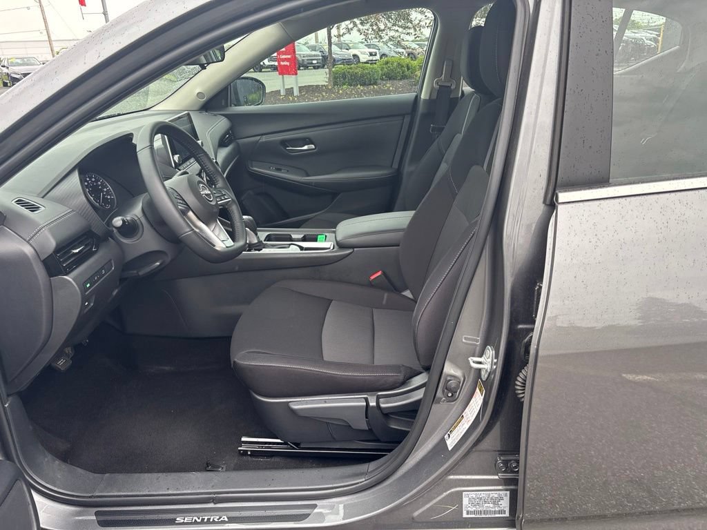 Used 2024 Nissan Sentra SV w/ All-Weather Package FWD image 10