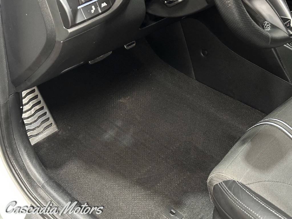 Used 2022 Hyundai Veloster N FWD image 22