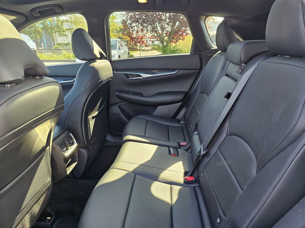 Used 2023 INFINITI QX50 Sport AWD/4WD image 20