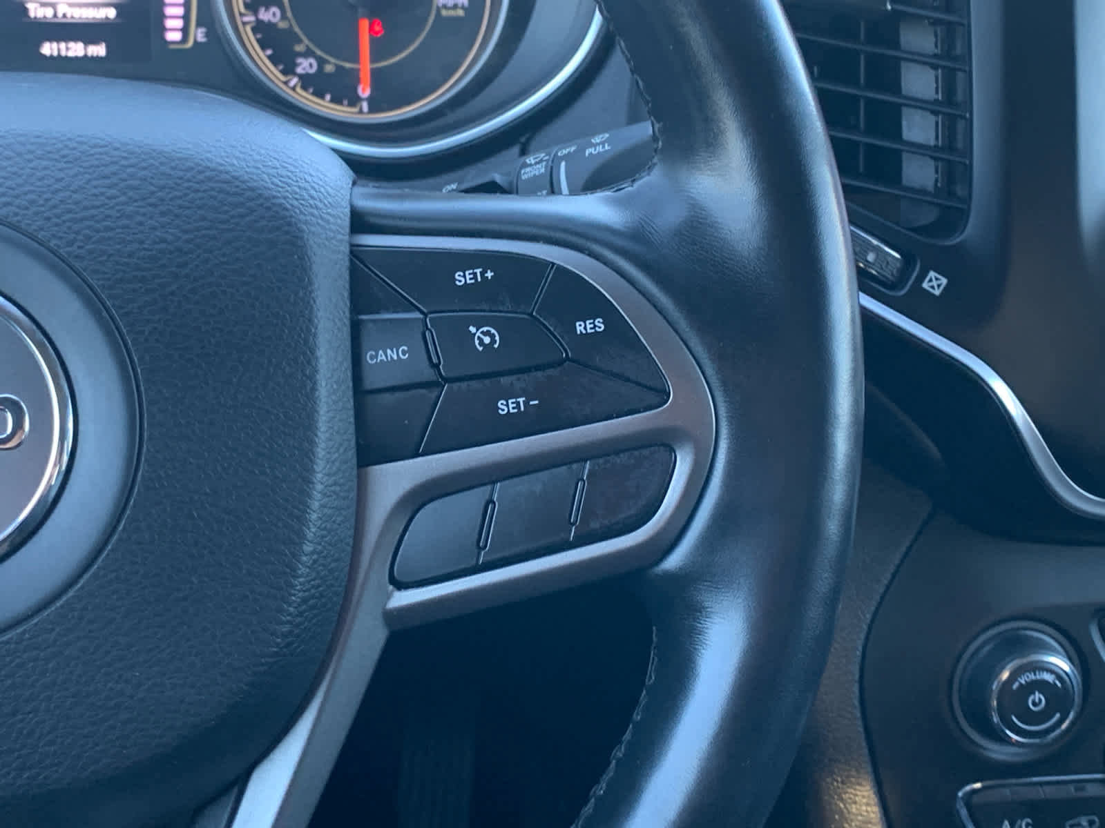 Used 2020 Jeep Cherokee Latitude Lux w/ Trailer Tow Group image 20