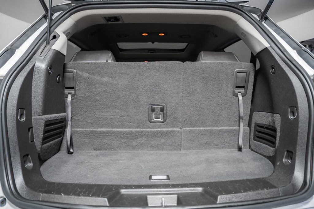 Used 2016 Buick Enclave Premium w/ Experience Buick Package image 9