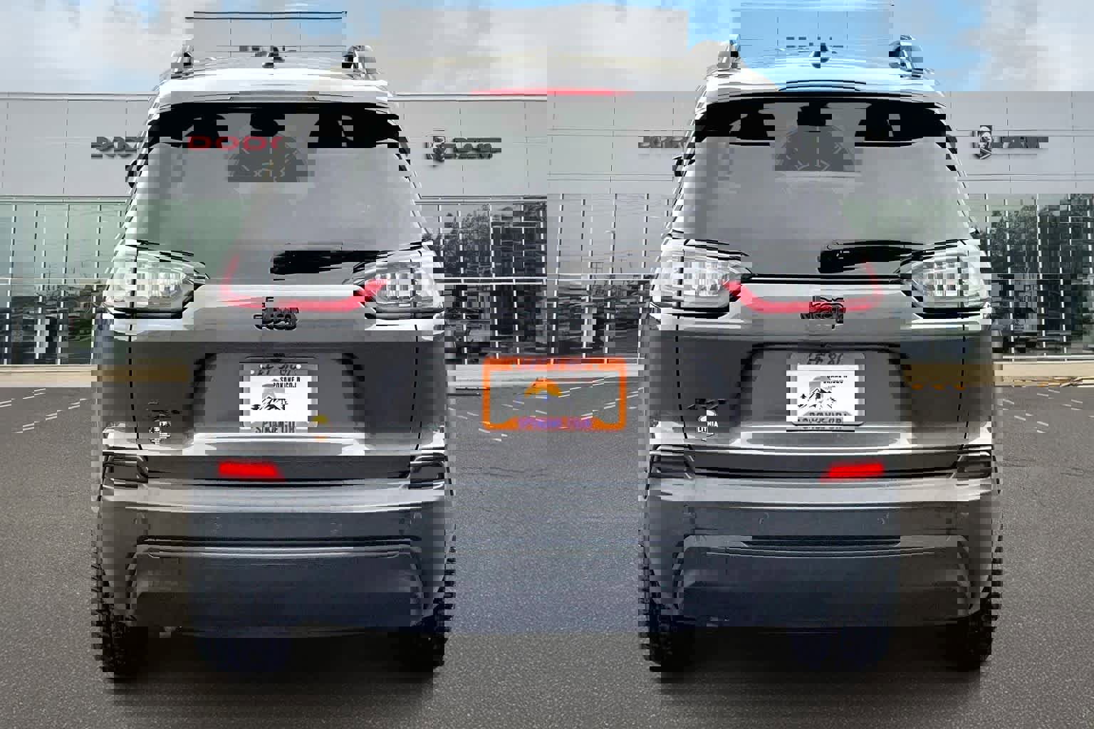 Used 2021 Jeep Cherokee Altitude image 5