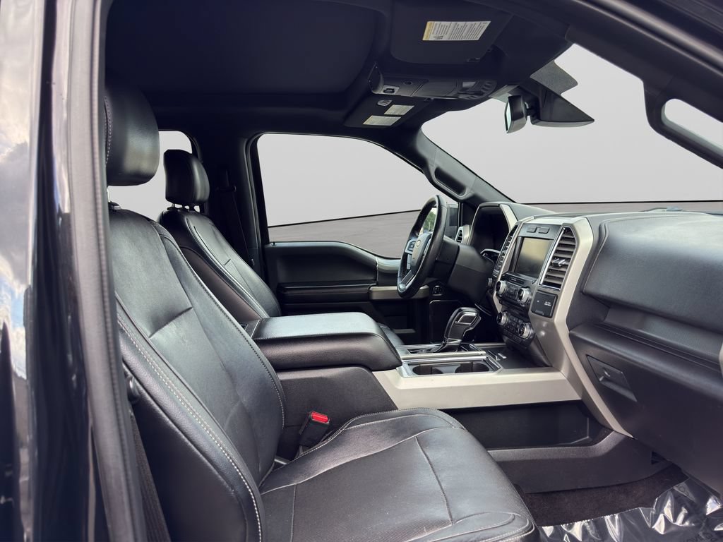 Used 2015 Ford F150 Lariat w/ Equipment Group 502A Luxury AWD/4WD image 20