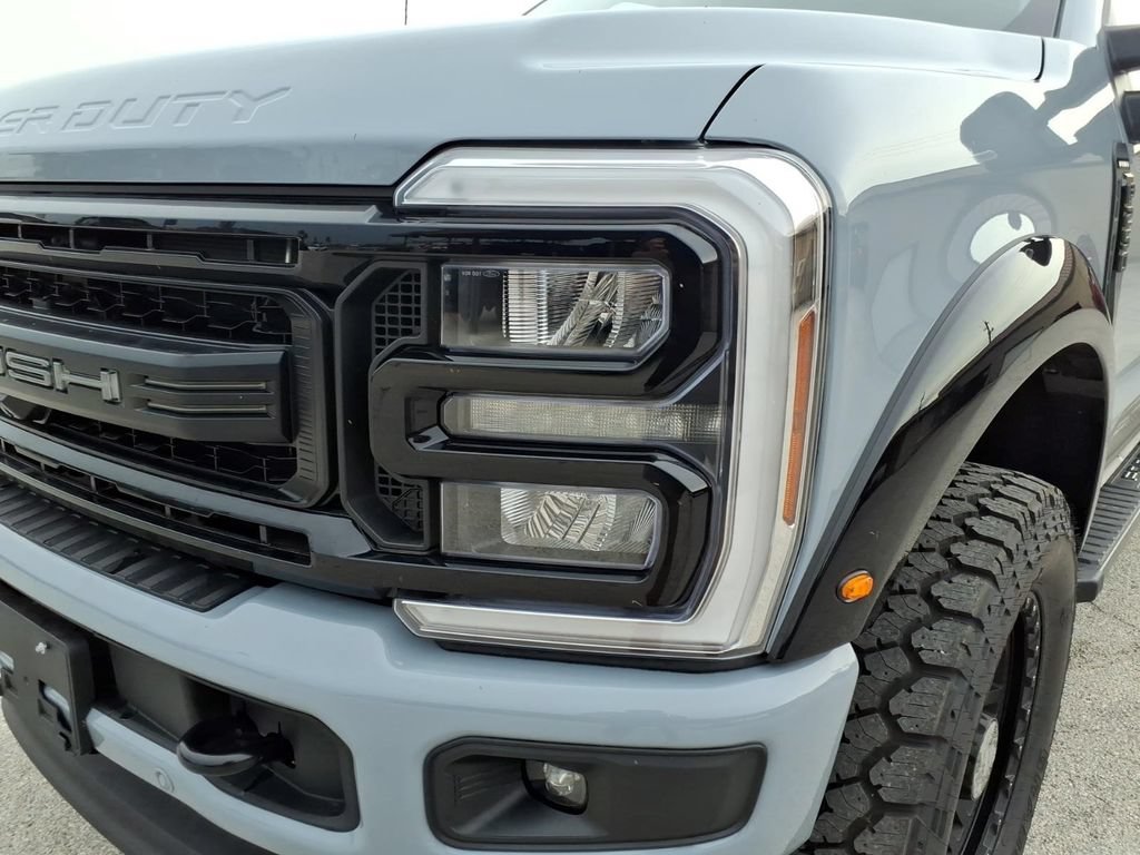 New 2026 Ford F250 Lariat w/ Black Appearance Package AWD/4WD image 9