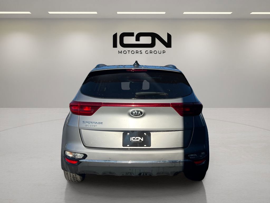 Used 2022 Kia Sportage EX w/ EX Technology Package image 4