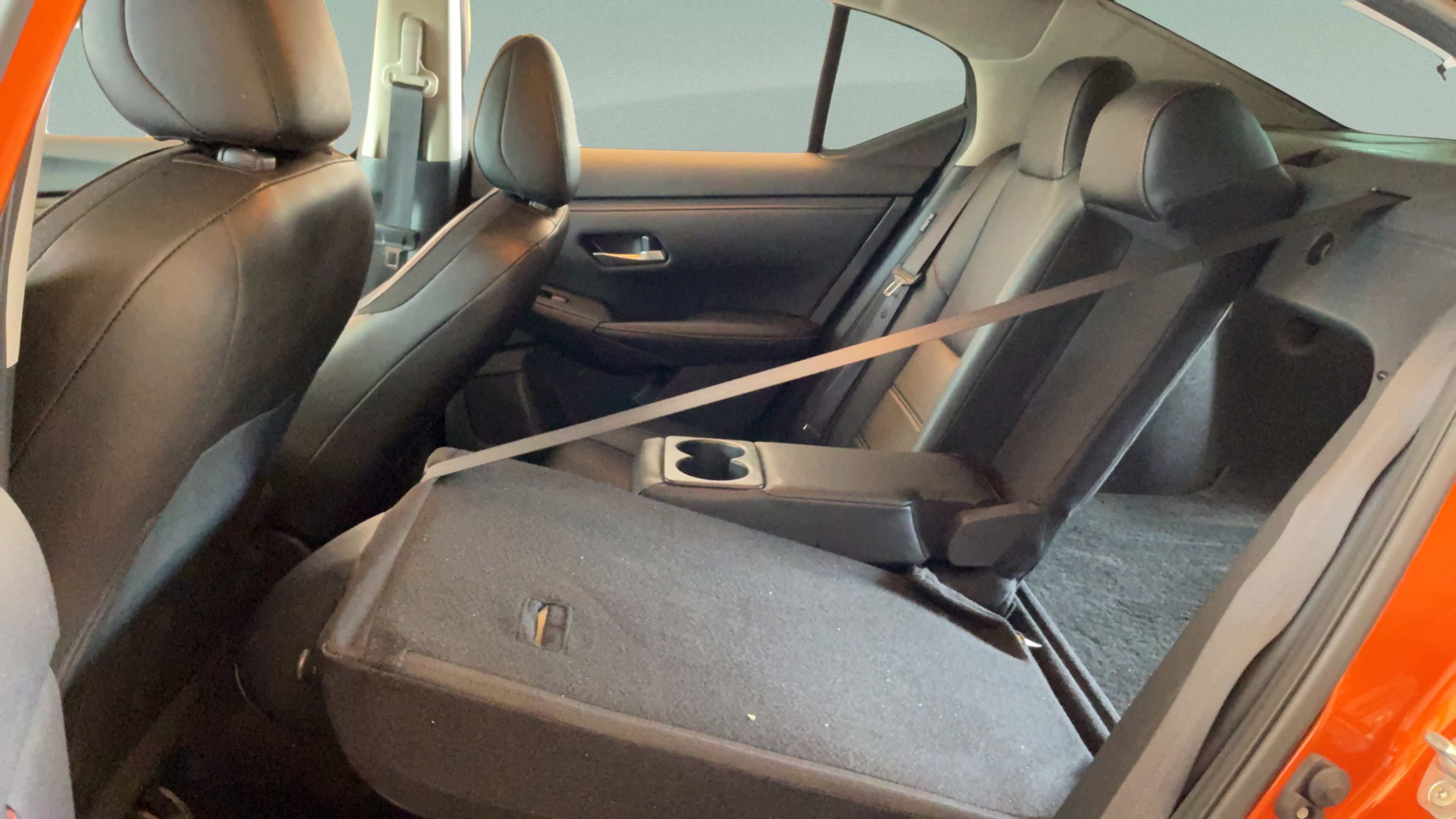 Used 2024 Nissan Sentra SR w/ SR Premium Package FWD image 32