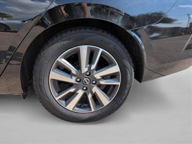 Used 2024 Nissan Versa SV FWD image 14
