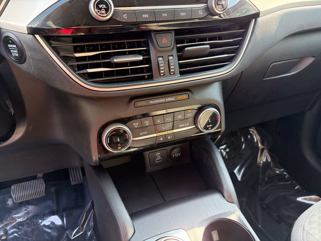 Certified 2022 Ford Escape SE AWD/4WD image 21