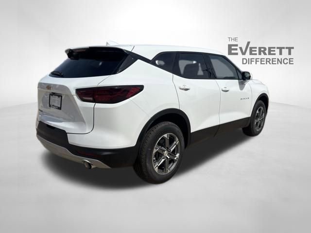 New 2026 Chevrolet Blazer LT FWD image 7