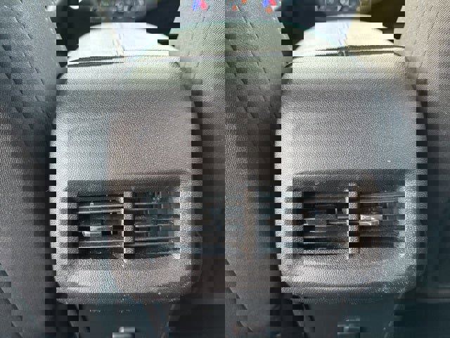 Used 2019 GMC Terrain SLE w/ Driver Convenience Package image 17