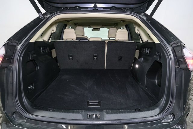 Used 2022 Ford Edge SEL w/ Convenience Package image 11