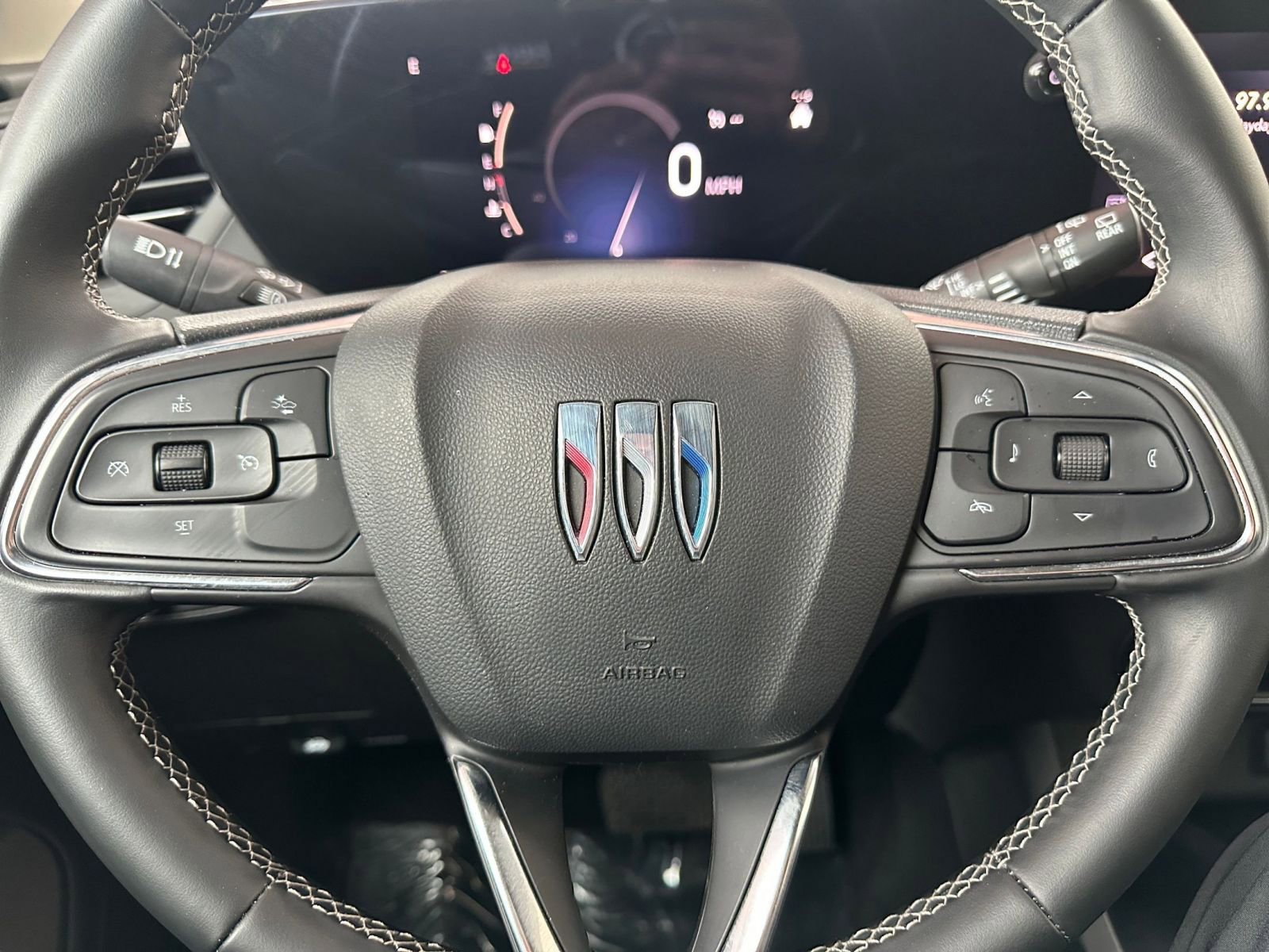 Used 2025 Buick Encore GX Preferred image 25