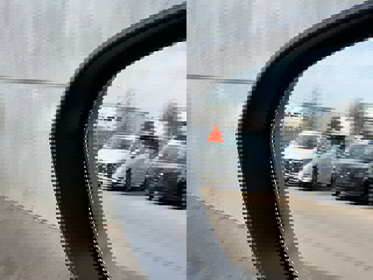 Used 2025 Nissan Rogue SV image 20