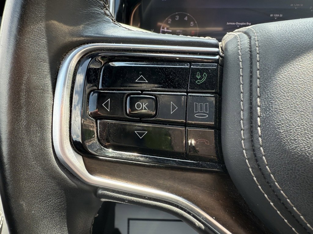 Used 2023 Jeep Grand Wagoneer Series II image 16