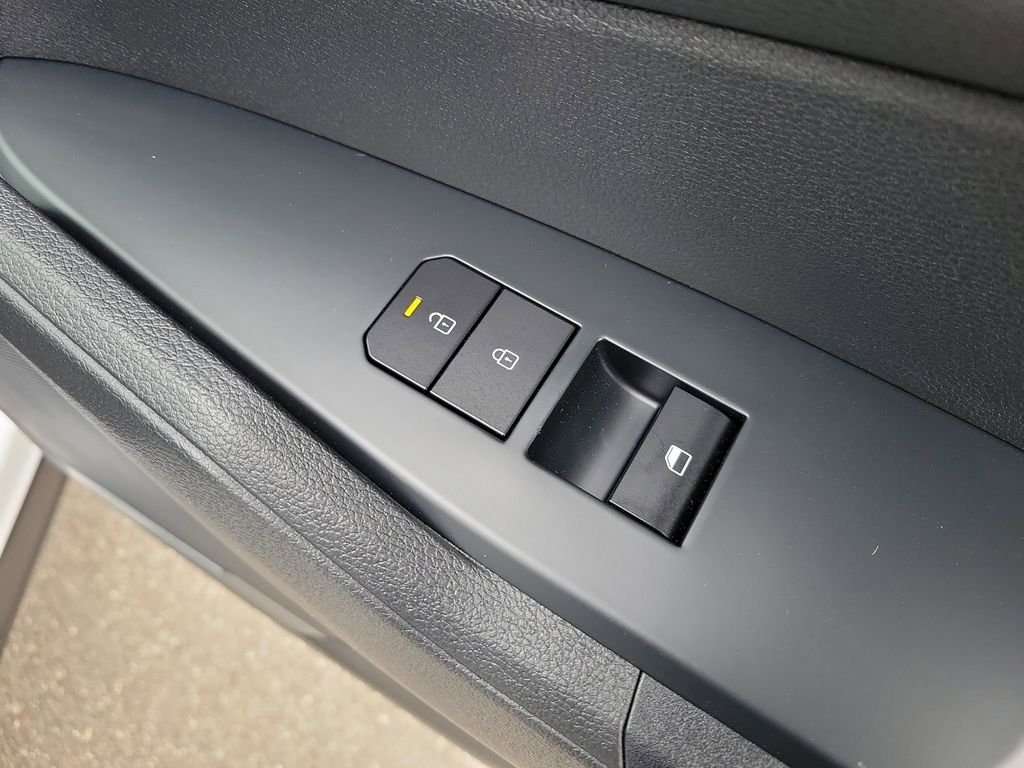 New 2026 Kia Sportage LX w/ LX Convenience Package FWD image 11
