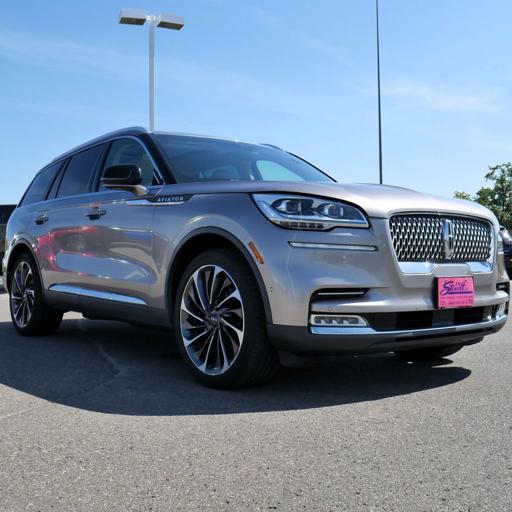Used 2021 Lincoln Aviator Reserve w/ Equipment Group 202A AWD/4WD image 13