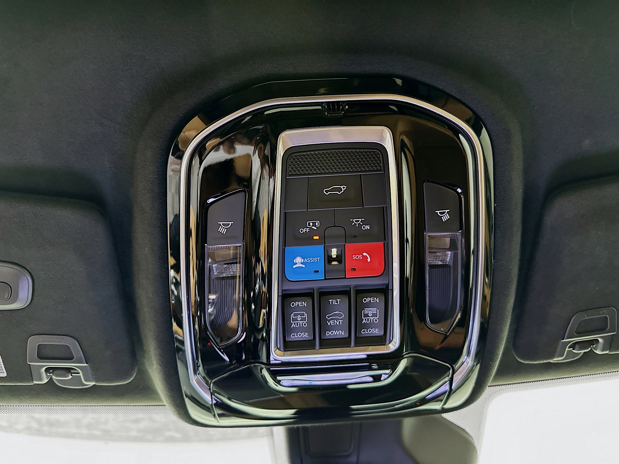 Used 2021 Jeep Grand Cherokee L Summit AWD/4WD image 18