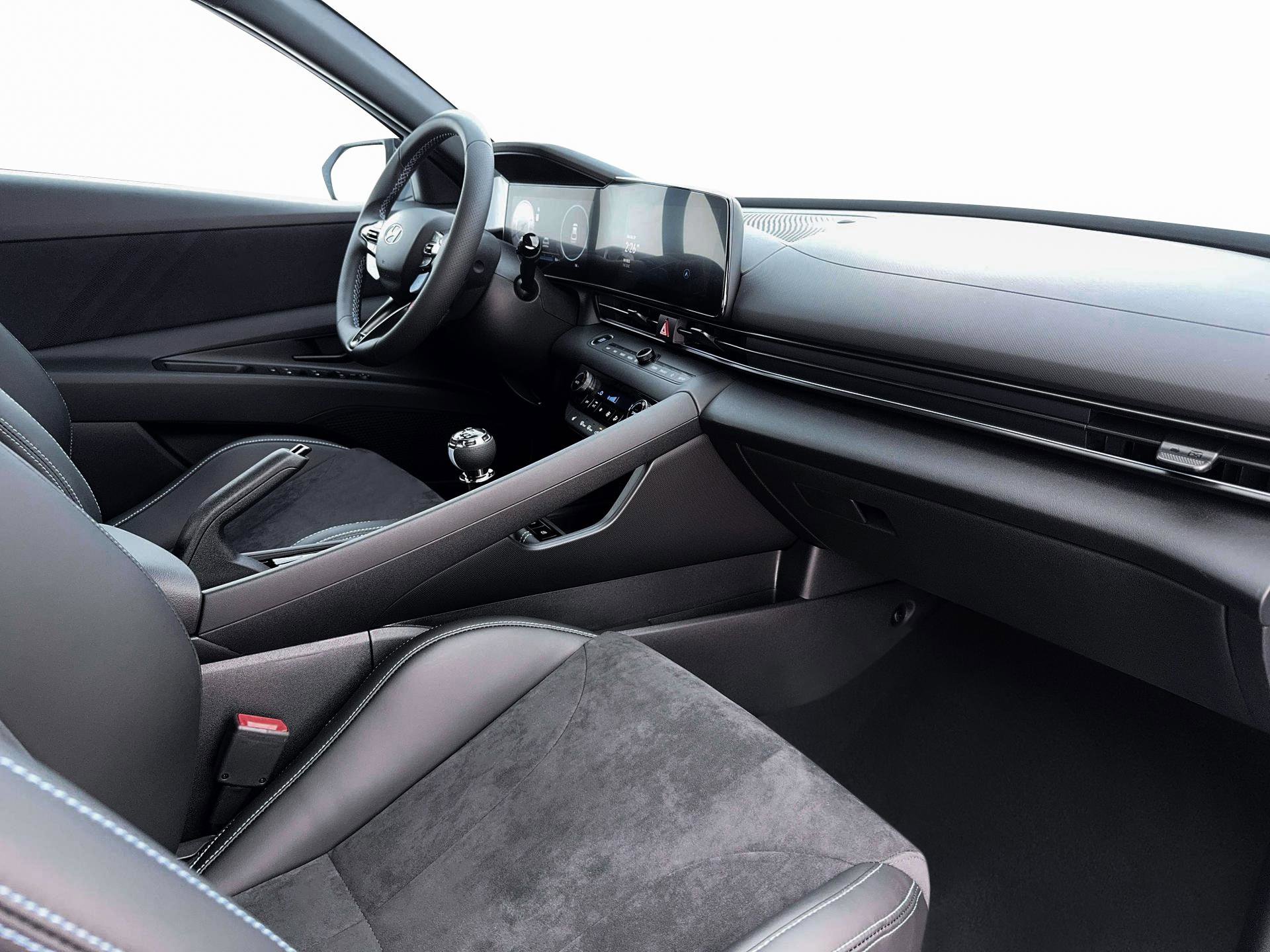 New 2026 Hyundai Elantra N w/ Cargo Package FWD image 15