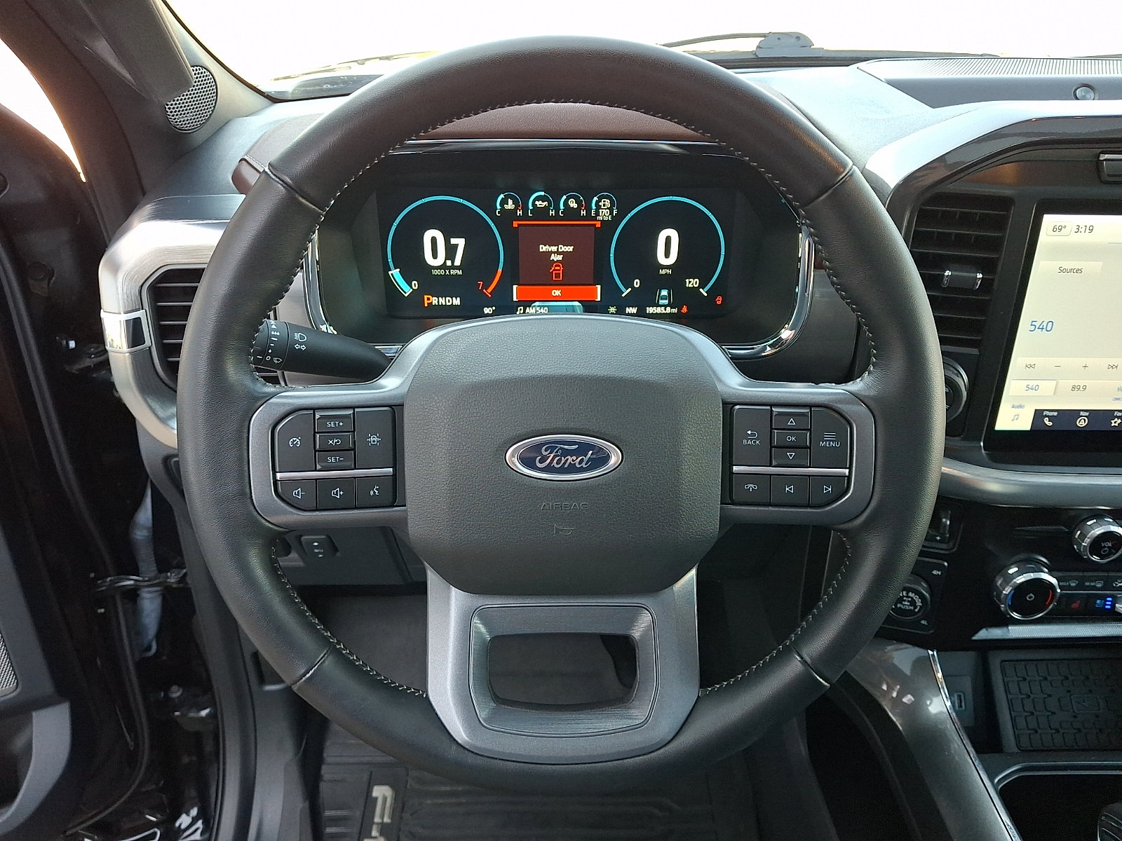 Certified 2023 Ford F150 Lariat AWD/4WD image 21