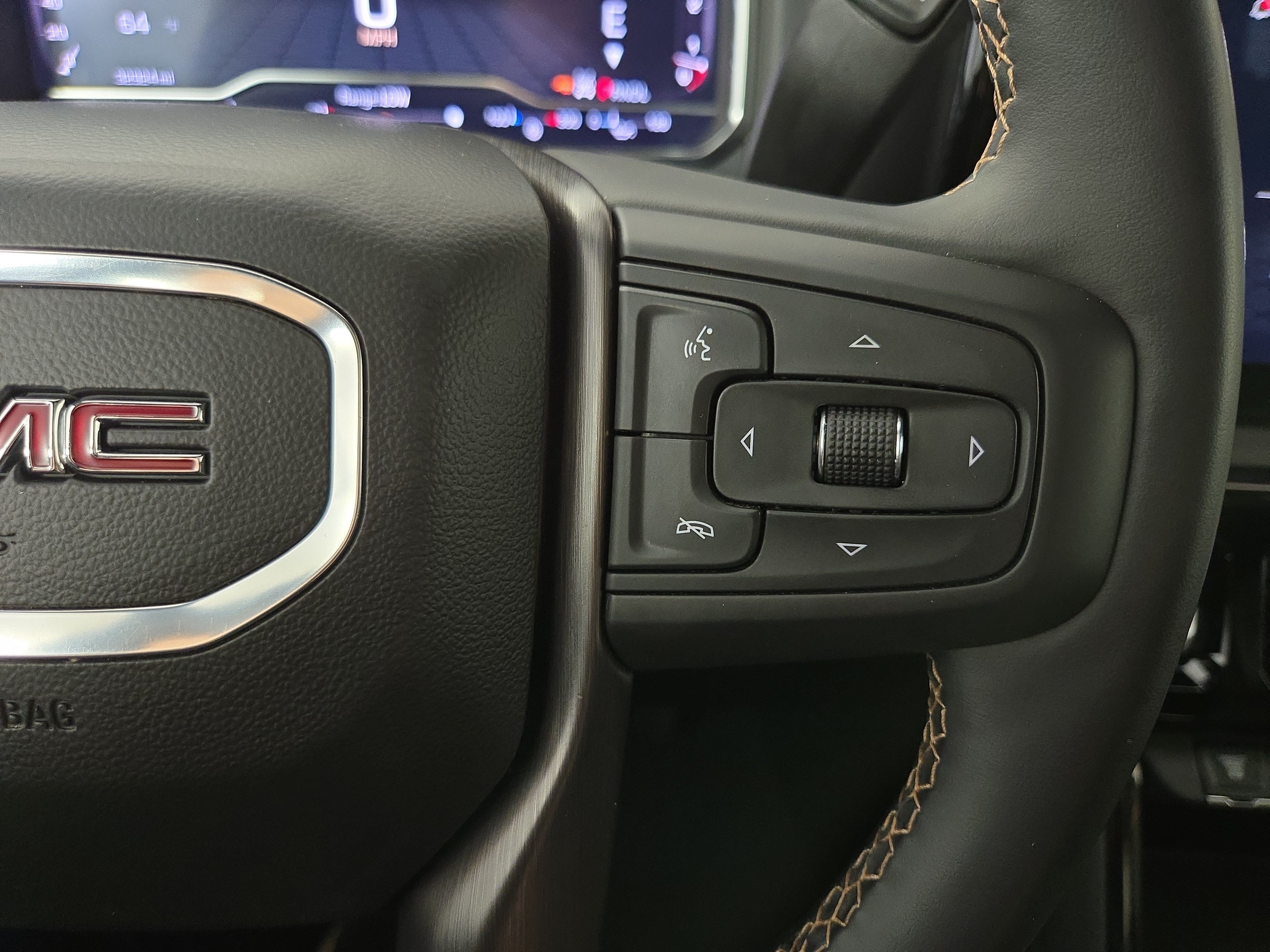 Certified 2025 GMC Sierra 2500 AT4 w/ AT4 Premium Plus Package AWD/4WD image 16
