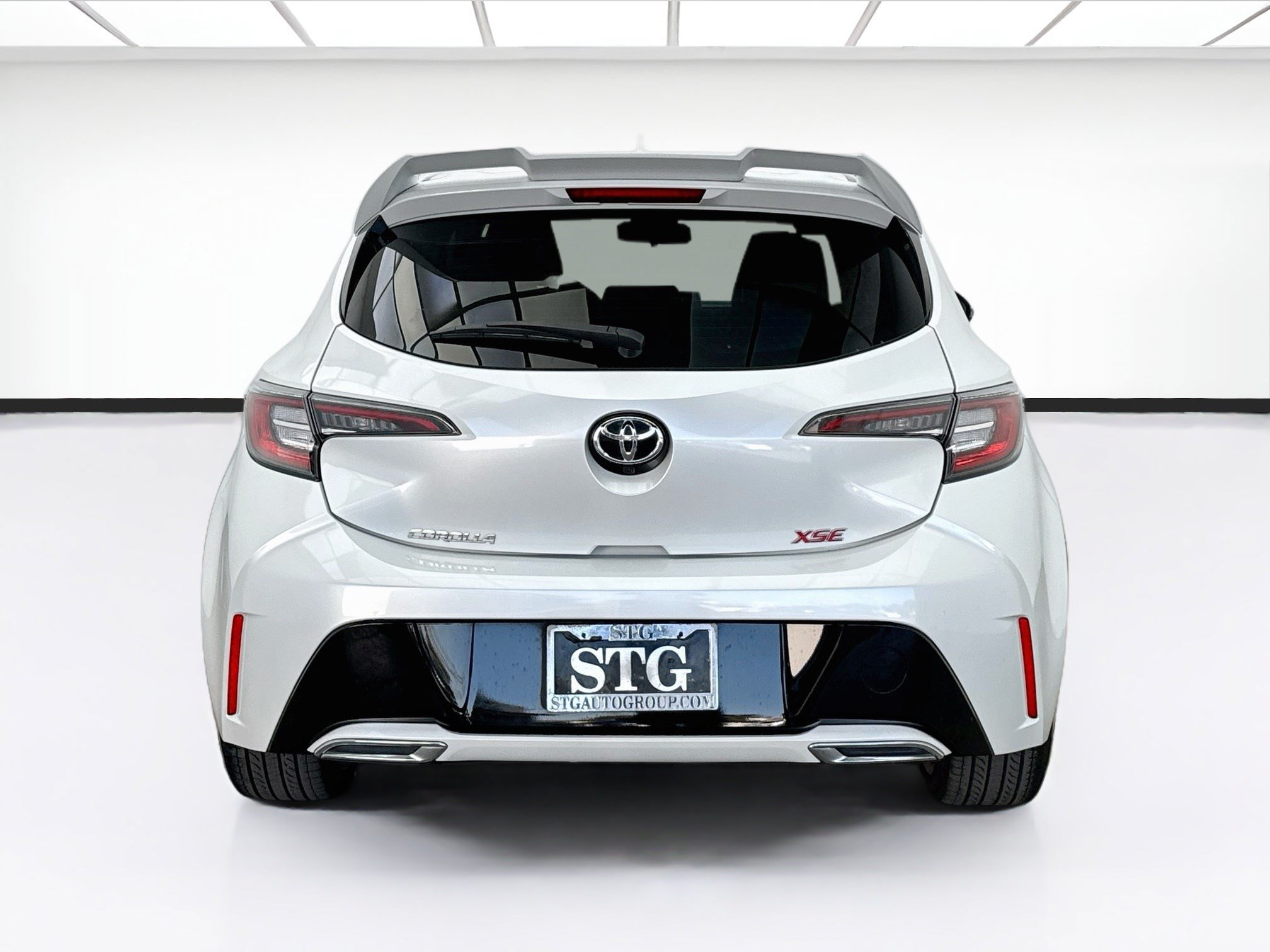 Used 2022 Toyota Corolla XSE FWD image 5