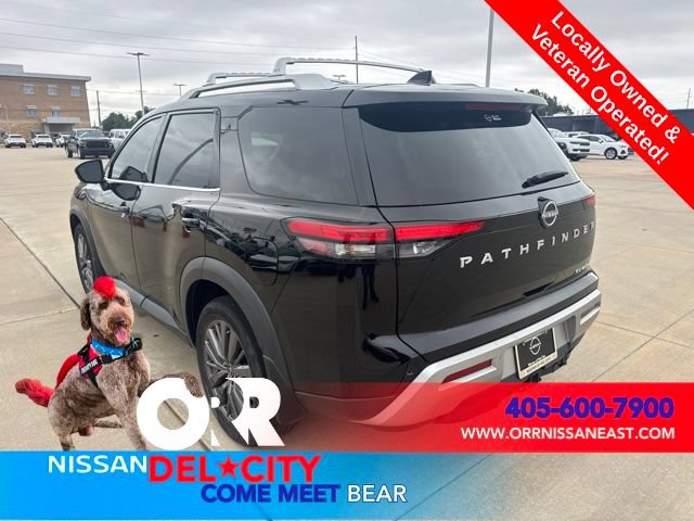 Used 2024 Nissan Pathfinder SL w/ SL Premium Package AWD/4WD image 3