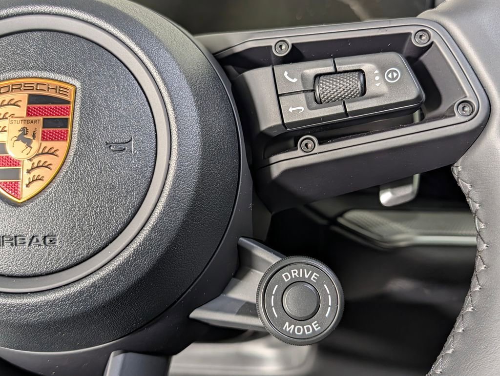 New 2026 Porsche Cayenne image 40