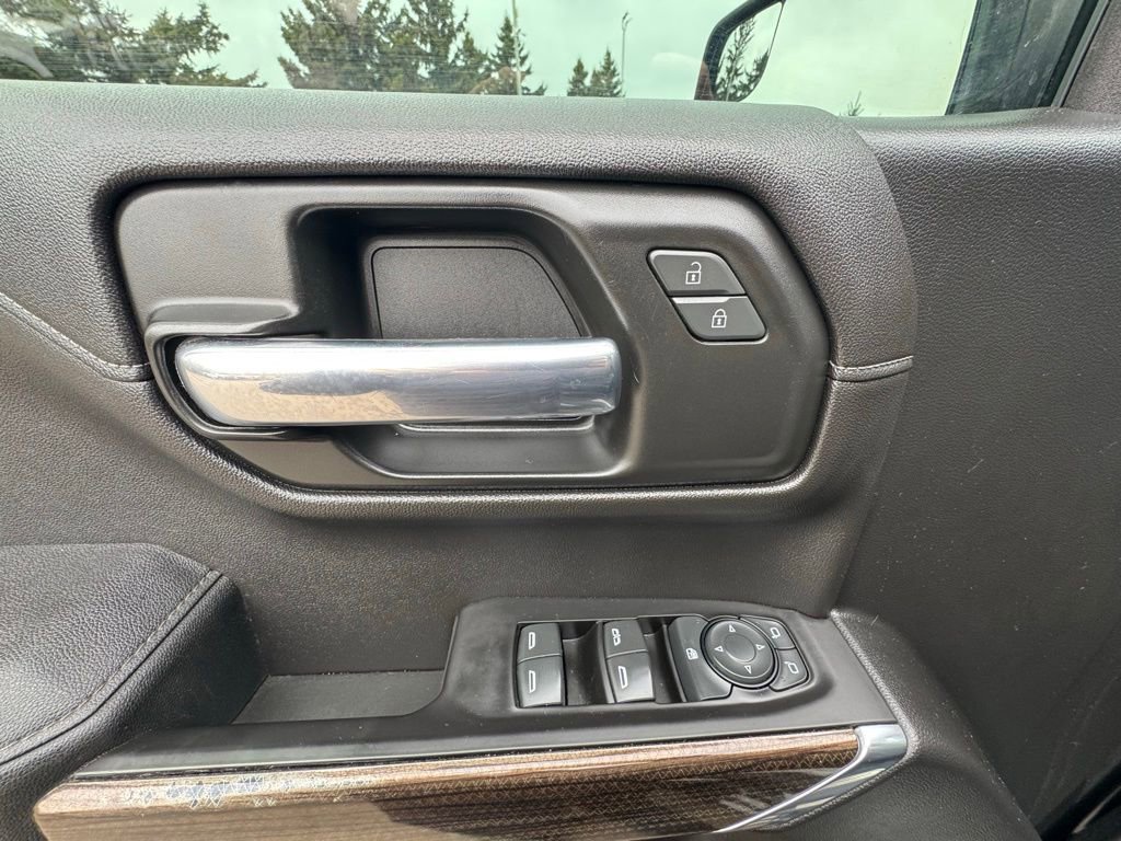 Used 2020 Chevrolet Silverado 1500 LT Trail Boss image 19