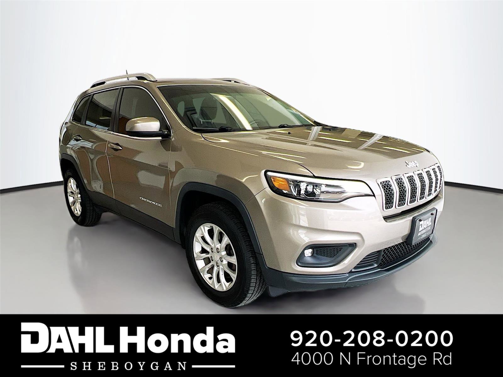 Used 2019 Jeep Cherokee Latitude w/ Cold Weather Group