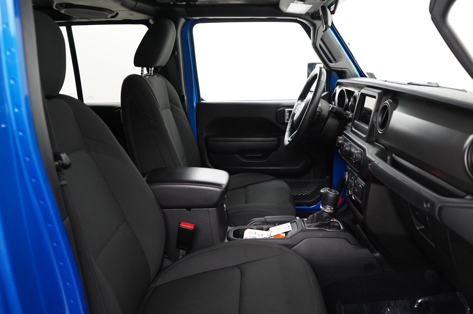 Used 2021 Jeep Gladiator Sport image 10