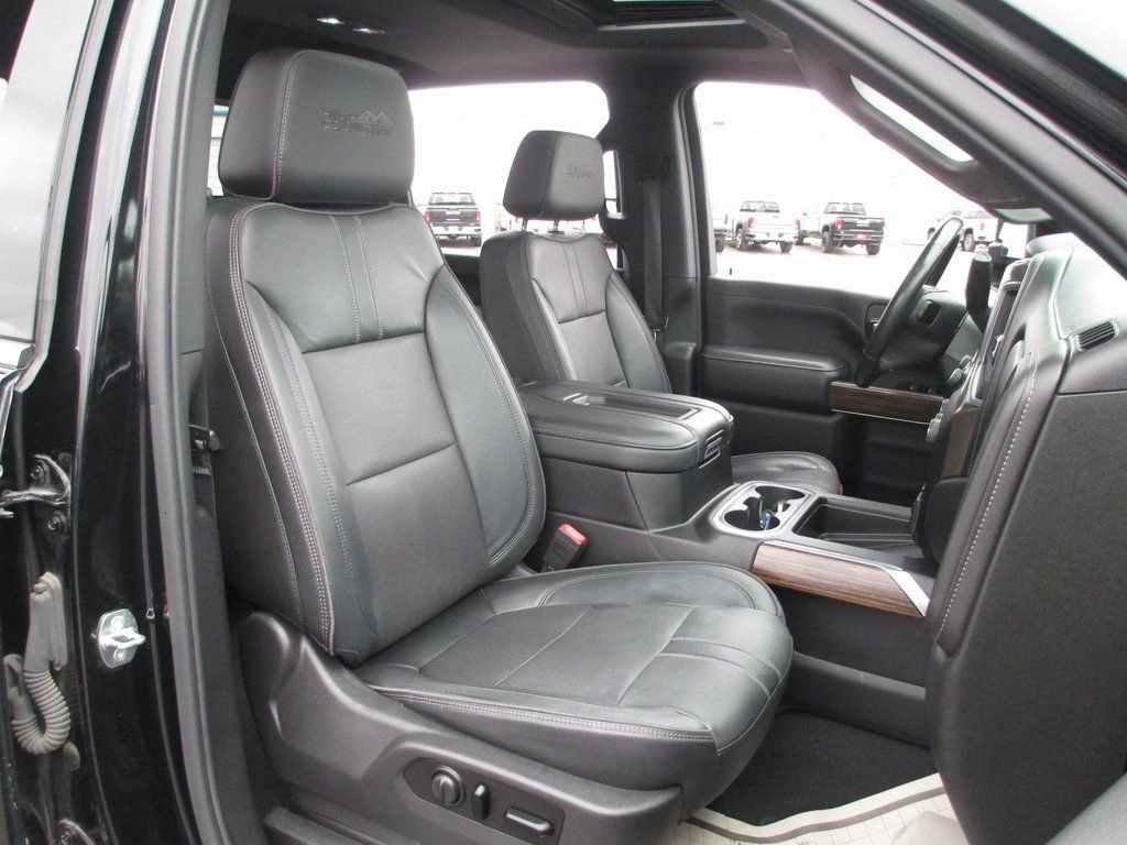 Used 2020 Chevrolet Silverado 2500 High Country w/ Technology Package image 23