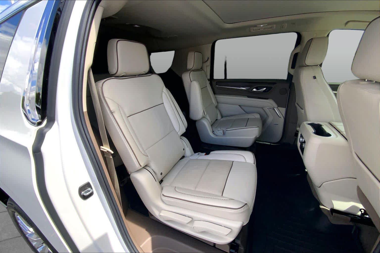 Used 2023 GMC Yukon XL Denali w/ Max Trailering Package AWD/4WD image 20