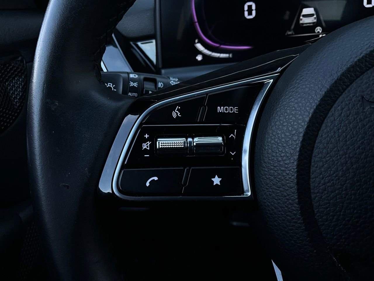 Used 2025 Kia Seltos S image 36