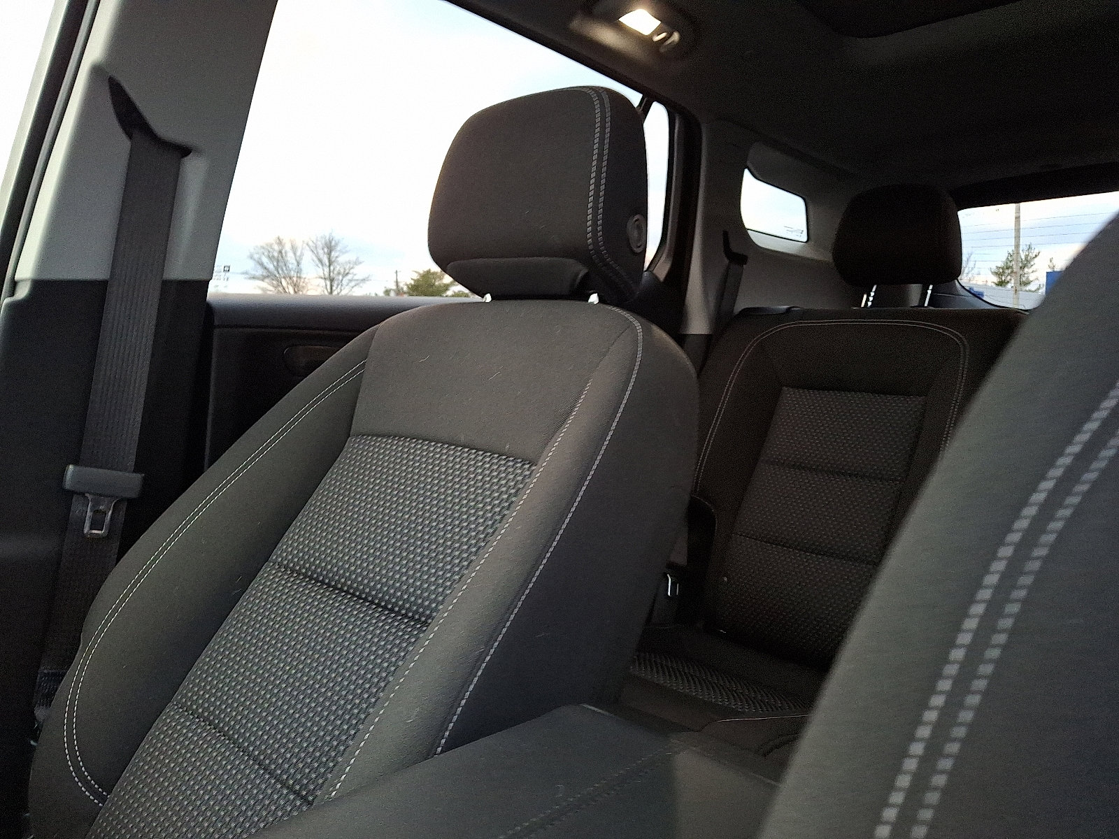 Certified 2022 GMC Terrain SLE w/ Driver Convenience Package image 18