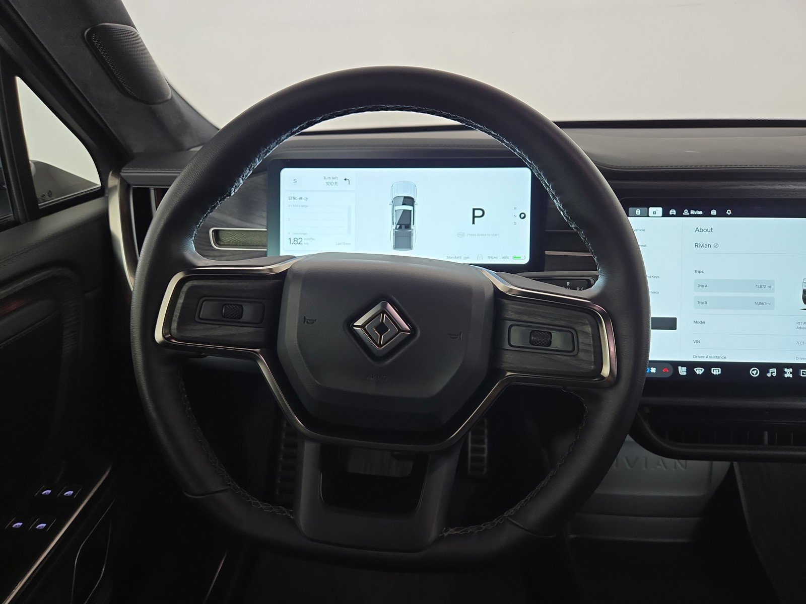 Used 2023 Rivian R1T Adventure AWD/4WD image 26