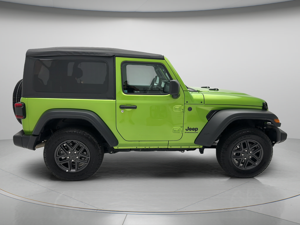 Used 2026 Jeep Wrangler Sport AWD/4WD image 6